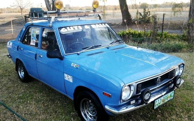Die Datsun 1200 “skedonkie”, No 24, waarmee Gallie Badenhorst en sy pa, Deon Truter aan ‘n wedren ten bate van kanker gaan deelneem 